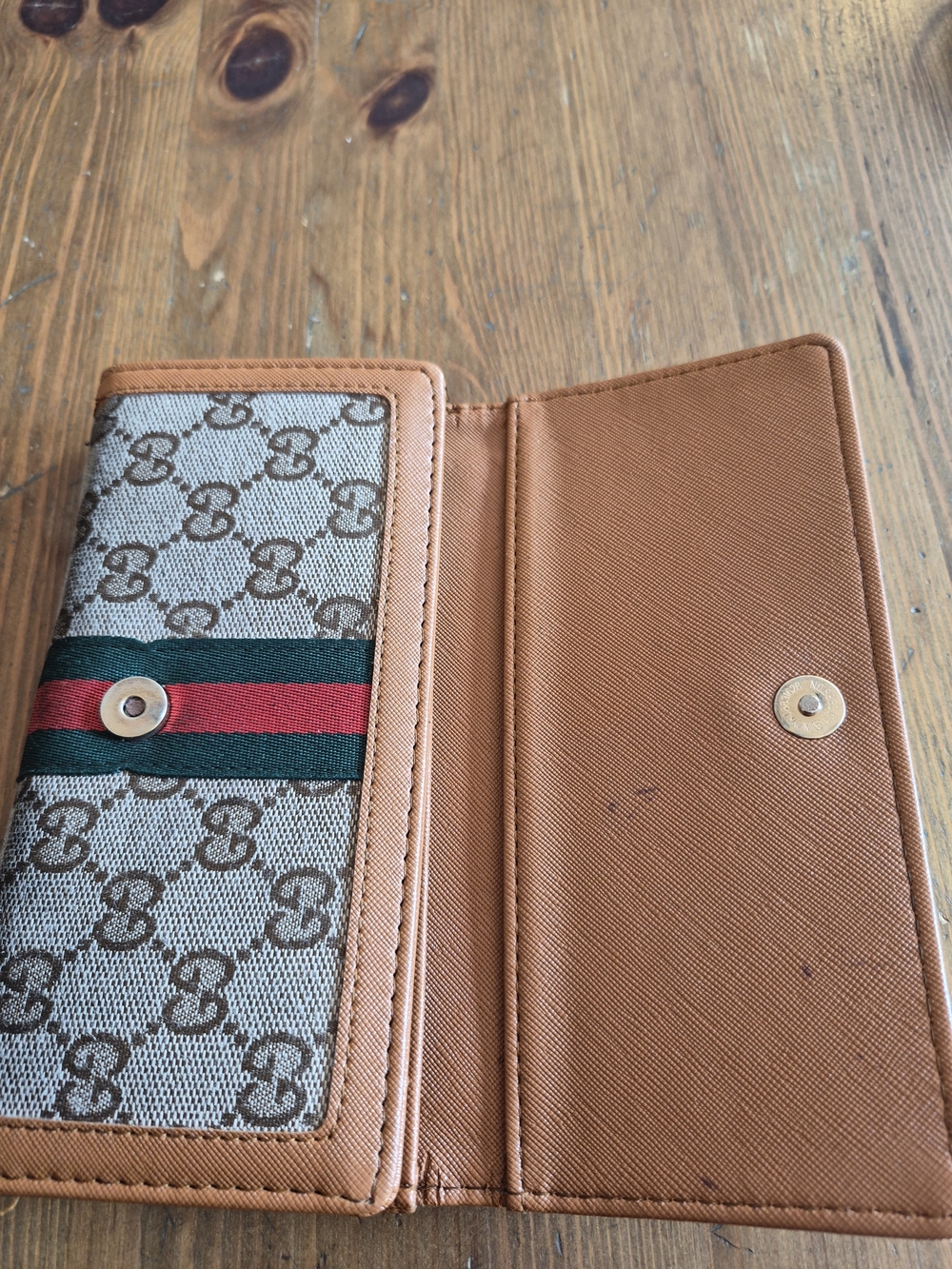 Wallet - Picture 5 of 6